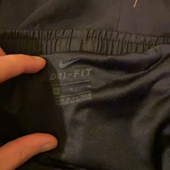 Nike shorts - Picture 3 of 3